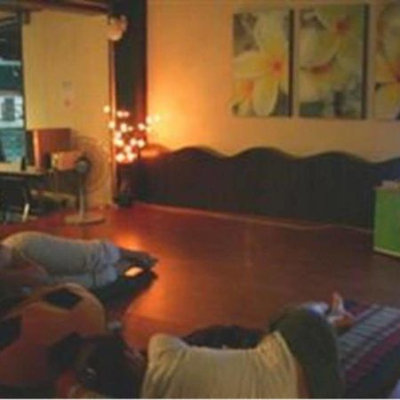 Patong Backpacker Hostel Esterno foto